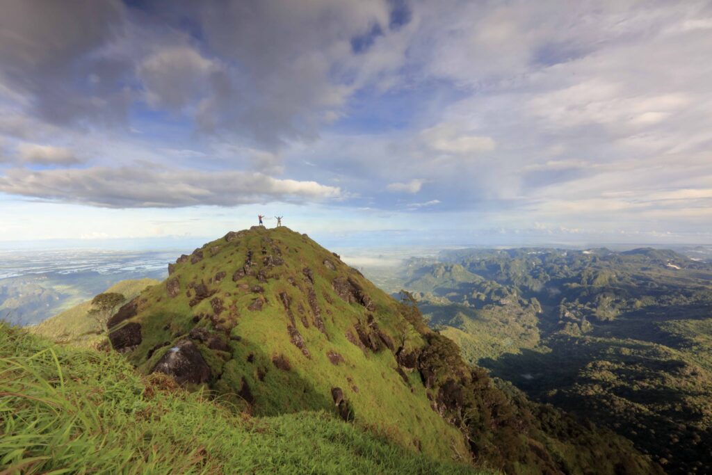 Mengenal Gunung Bulusaraung Tempat Pesawat ATR 42-500 Ditemukan Gunung Bulusaraung (Foto: bantimurungbulusaraung.id)