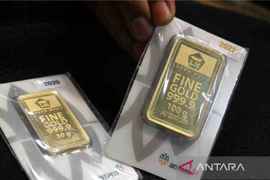Harga Emas Beranjak Naik, Investor Mencermati Arah Suku Bunga The Fed Emas Batangan ANTAM