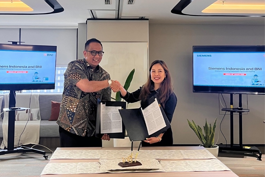 Rp300 Miliar untuk Arus Listrik Industri: Kolaborasi BNI dan Siemens Indonesia Penandatanganan kerja sama PT Bank Negara Indonesia (Persero) Tbk dan PT Siemens Indonesia (Foto: Tutur/ PT BNI (Persero) Tbk)