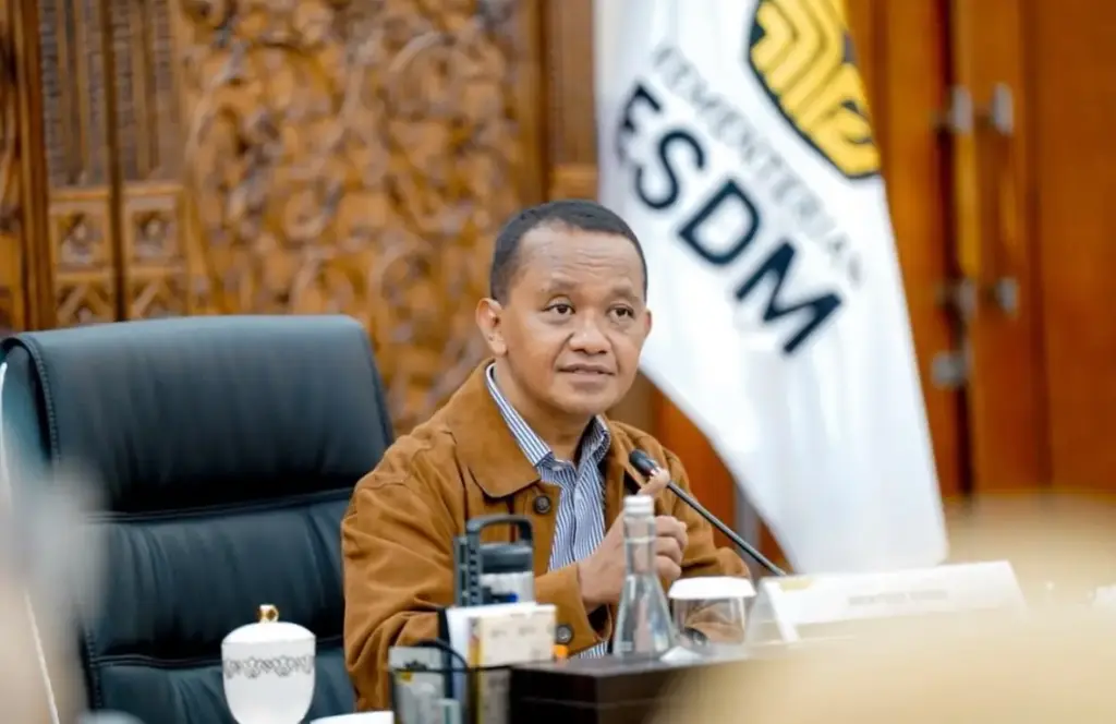 Impor Solar Disetop, Bahlil Dorong SPBU Swasta Beralih ke Pertamina Mulai 2026