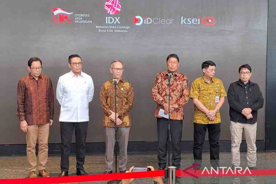 Setelah Ketuanya, Menyusul Wakil Ketua OJK Mirza Adityaswara Mundur