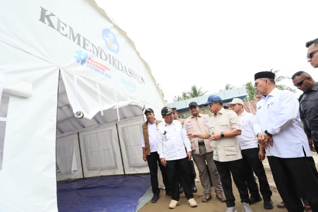 Percepatan Renovasi Sekolah di Pidie Jaya, Tito Tak Ingin Siswa Belajar di Tenda