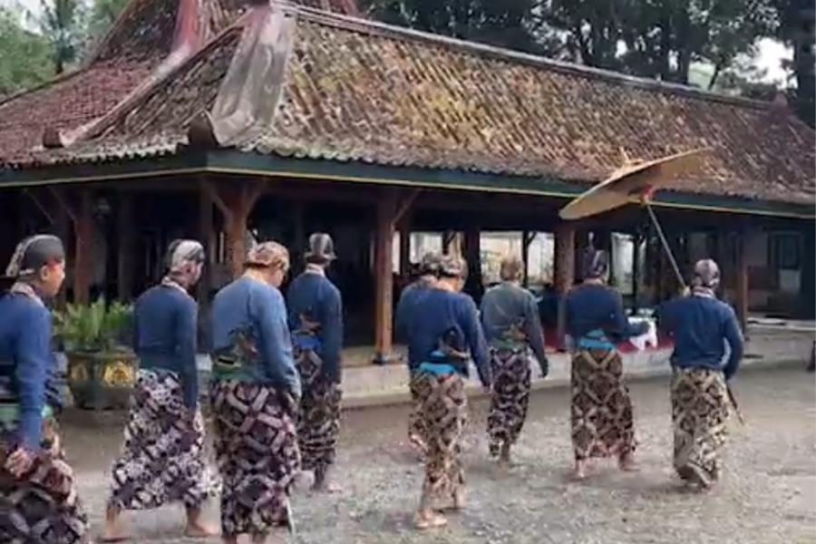 Tak Sekadar Ziarah, Inilah Makna di Balik Kuthomoro Keraton Yogyakarta Prosesi ritual Kintunan Dalem Kuthomoro Keraton Yogyakarta Senin, 2 Februari 2026 (Foto: Instagram Kratonjogja)