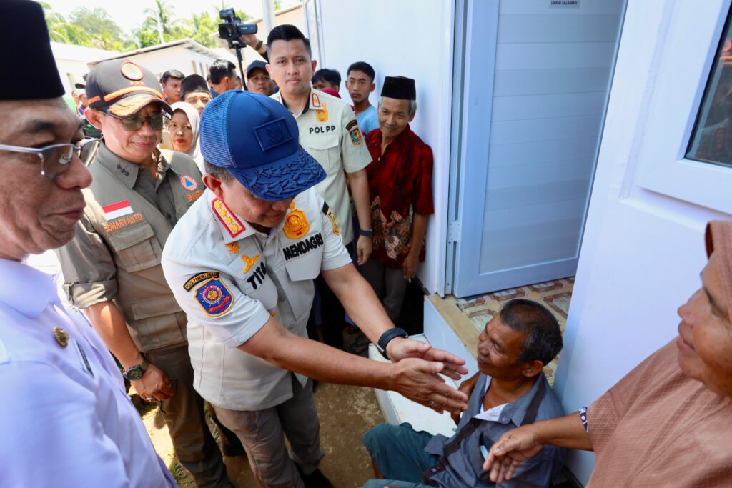 Tito Karnavian Resmikan Huntara di Tapanuli Selatan dan Tujuh Kabupaten Lain