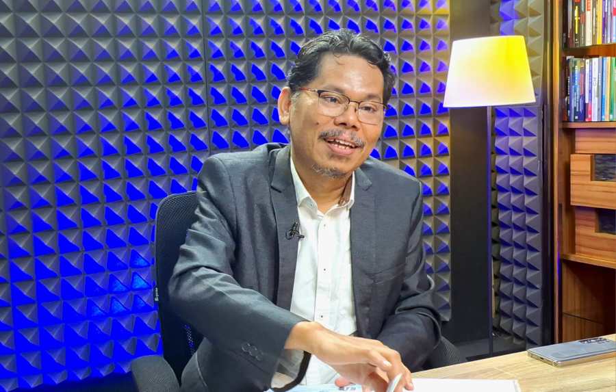 Catatan Penting Bonatua ke Hakim, Cek Kertas Ijazah Jokowi