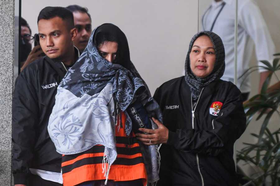 KPK Bantah Bupati ‘Biduan’ Pekalongan Ditangkap Saat Bareng Gubernur Jateng
