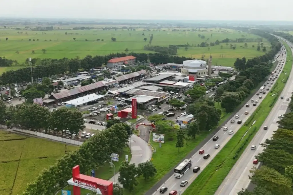 Puncak Arus Balik 2026: Petugas Terapkan Buka-Tutup Seluruh Rest Area Tol Cipali