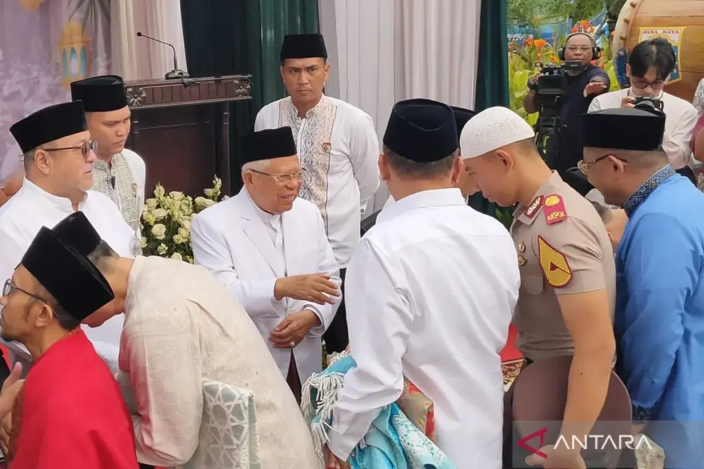 Tekankan Kesalehan Sosial, Ma’ruf Amin: Ramadan Bangun Solidaritas Ekonomi dan Harmoni Bangsa