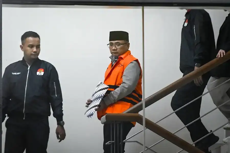 KPK Perpanjang Masa Penahanan Kedua Gus Yaqut, Kasus Korupsi Kuota Haji