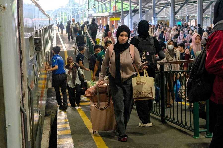 Puncak Arus Balik Penumpang Kereta Diprediksi 24 Maret 2026