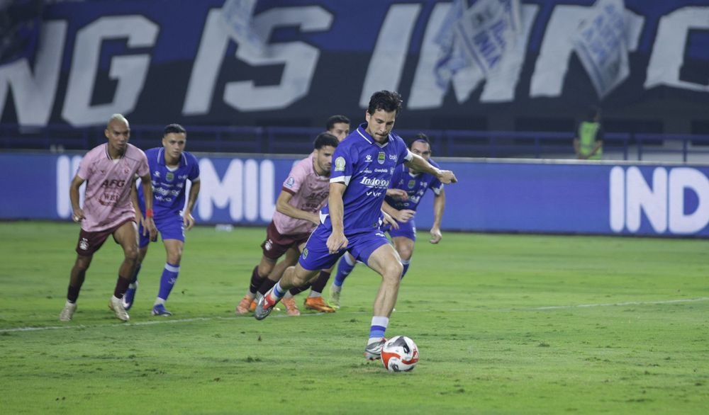 Bojak Hodak Ungkap Kunci Rahasia Persib Cukur Persik