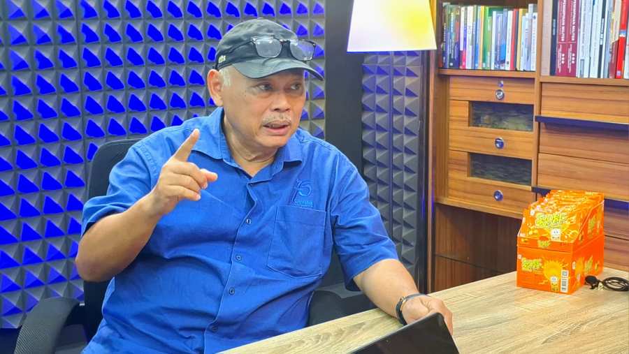 Iran Satu-satunya Negara Minyak yang Tak Mau Tunduk ke Trump