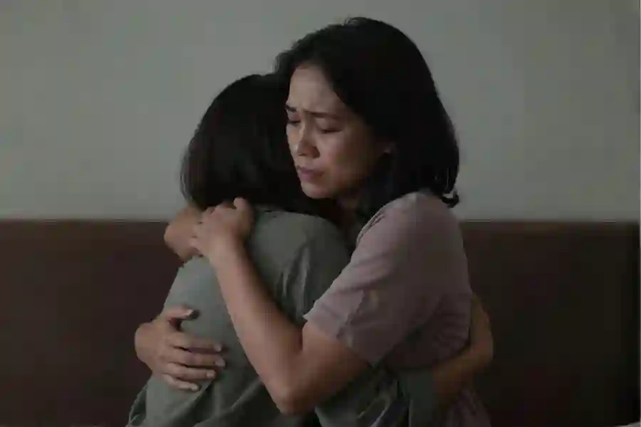 Memahami Kedukaan: Sikap dan Ucapan Duka yang Tepat Empati saat berduka cita (Foto: Tutur/Ilustrasi AI)