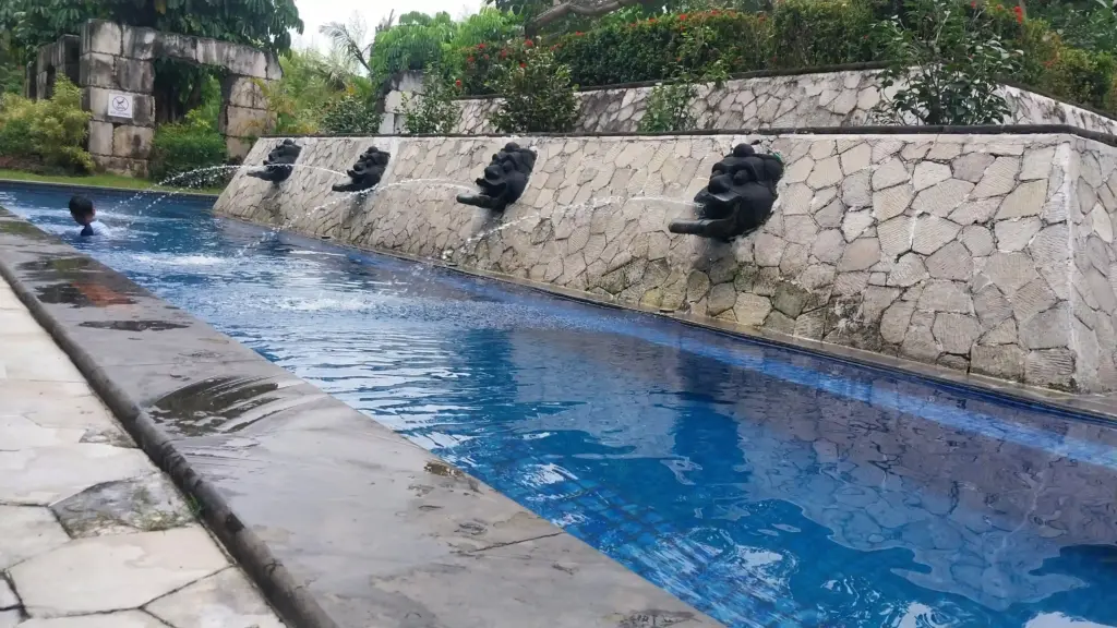 Sisa Libur Sekolah? Ini Rekomendasi Kolam Renang Hotel di Yogyakarta Kolam renang hotel di Yogyakarta (Foto: Tutur/GPP)