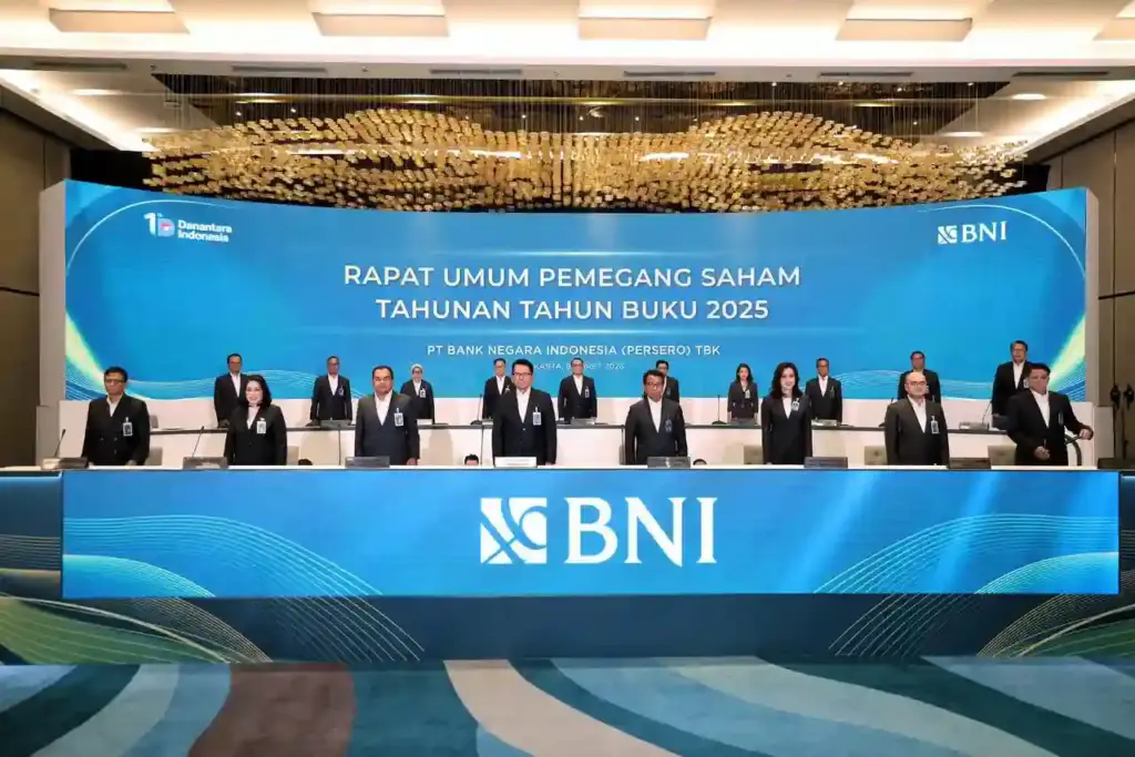 RUPST BNI Setujui Dividen Rp13 Triliun dan Buyback Saham Rp905 Miliar PT Bank Negara Indonesia (Persero) Tbk atau BNI menyetujui pembagian dividen tunai sebesar Rp13,03 triliun dalam Rapat Umum Pemegang Saham Tahunan (RUPST) Tahun Buku 2025 yang digelar Senin (9/3/2026) (Foto: Tutur/BNI)