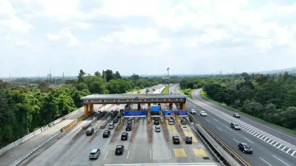 Strategi Diskon Tol Berhasil, Arus Balik Lebaran Lebih Terdistribusi Puncak arus balik pada 24 Maret 2026, tercatat sebanyak 1.958.838 kendaraan telah kembali ke wilayah Jabotabek. (Foto: Bakom RI)