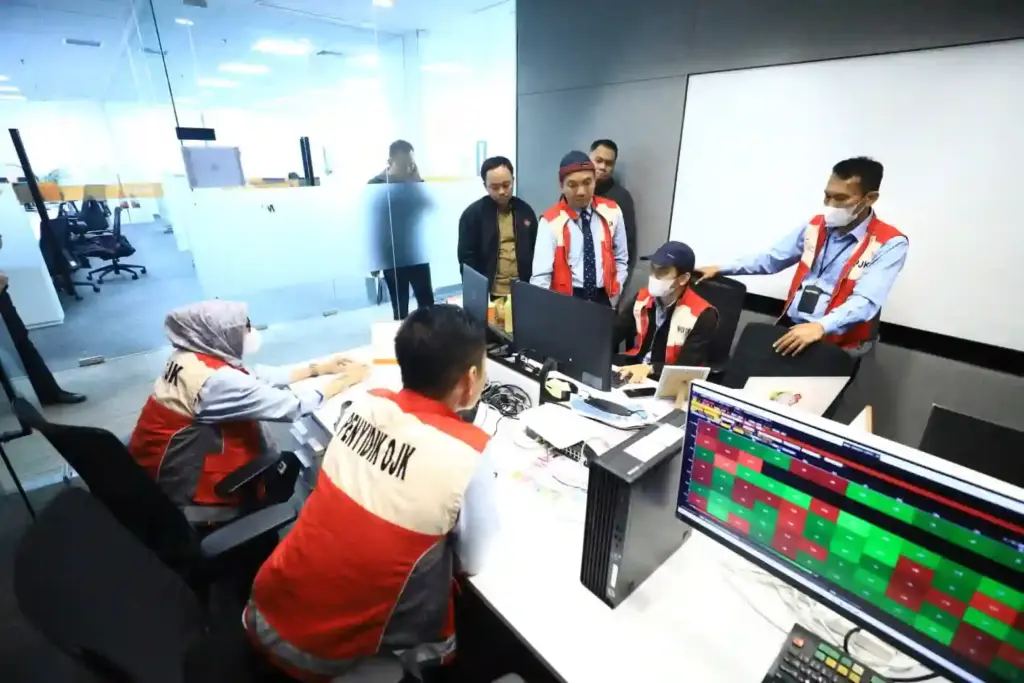 OJK Geledah Kantor PT MASI, Usut Dugaan Manipulasi IPO dan Transaksi Semu Otoritas Jasa Keuangan (OJK) melakukan penggeledahan di kantor PT MASI yang berlokasi di kawasan Sudirman Central Business District, Jakarta, Rabu 4 Maret 2026 (Foto: Tutur/OJK)