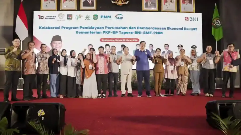 BNI Dukung Pembiayaan Perumahan di Singkawang, 200 Peserta Ikut Akad KPP dan FLPP BNI memperkuat akses hunian layak melalui partisipasi dalam Kolaborasi Program Pembiayaan Perumahan dan Pemberdayaan Ekonomi Rakyat di Singkawang, Kalimantan Barat. (Foto: Tutur/BNI)