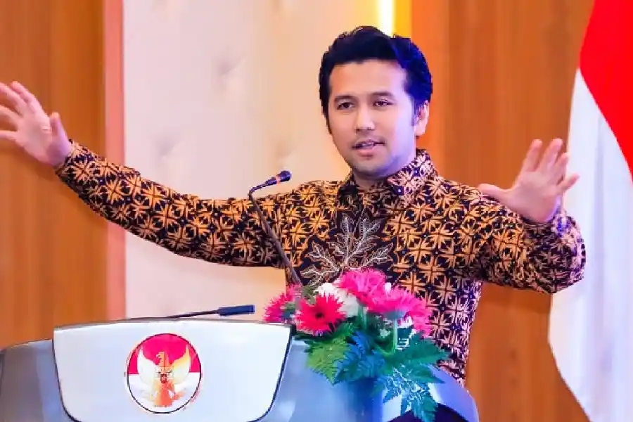 Waspada Penipuan Digital Jelang Lebaran: Pemprov Jatim Perkuat Pemberantasan Transaksi Keuangan Ilegal Wakil Gubernur Jawa Timur, Emil Elestianto Dardak
