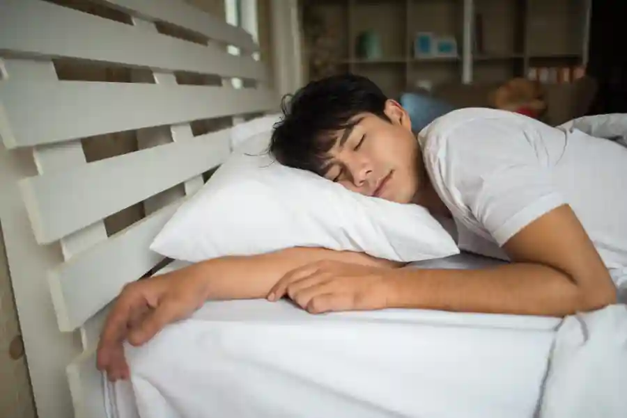 Bolehkah Tidur Seharian Saat Puasa? Ini Penjelasan Islam dan Risiko Kesehatannya