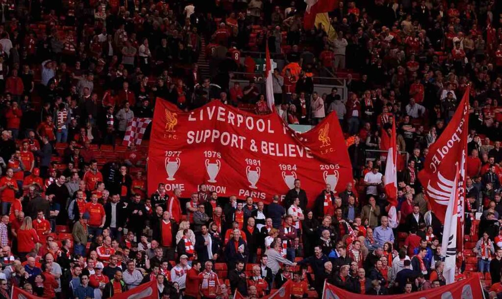 Slot Andalkan Magis Anfield untuk Kejar Ketertinggalan dari PSG