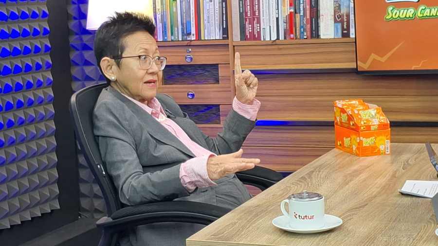 Trump Digerogoti Gerakan No Kings, Ini Kata Prof Suzie