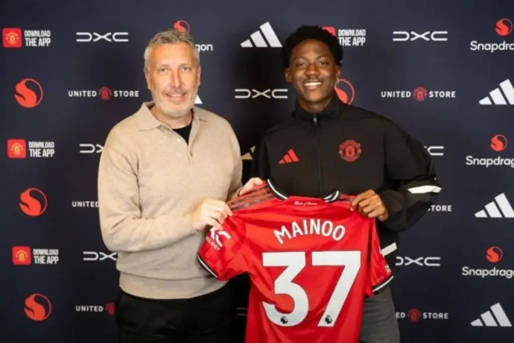 Bangkit di Bawah Carrick, Mainoo Diganjar Kontrak Panjang Hingga 2031