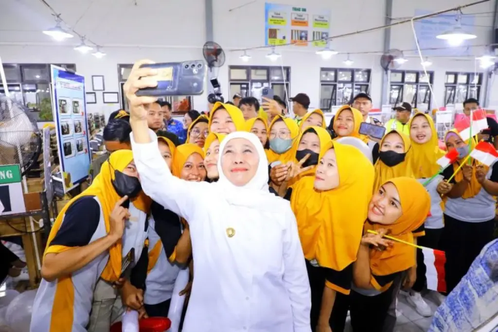 May Day 2026, Khofifah Dorong Industri Maju Tanpa Tinggalkan Pekerja