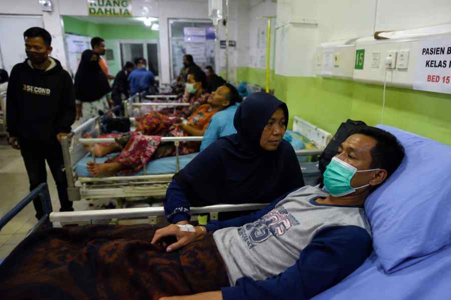 BPJS Tekor, 11 Juta Orang Miskin Dicoret: Negara Sedang Menabung Krisis Kesehatan?