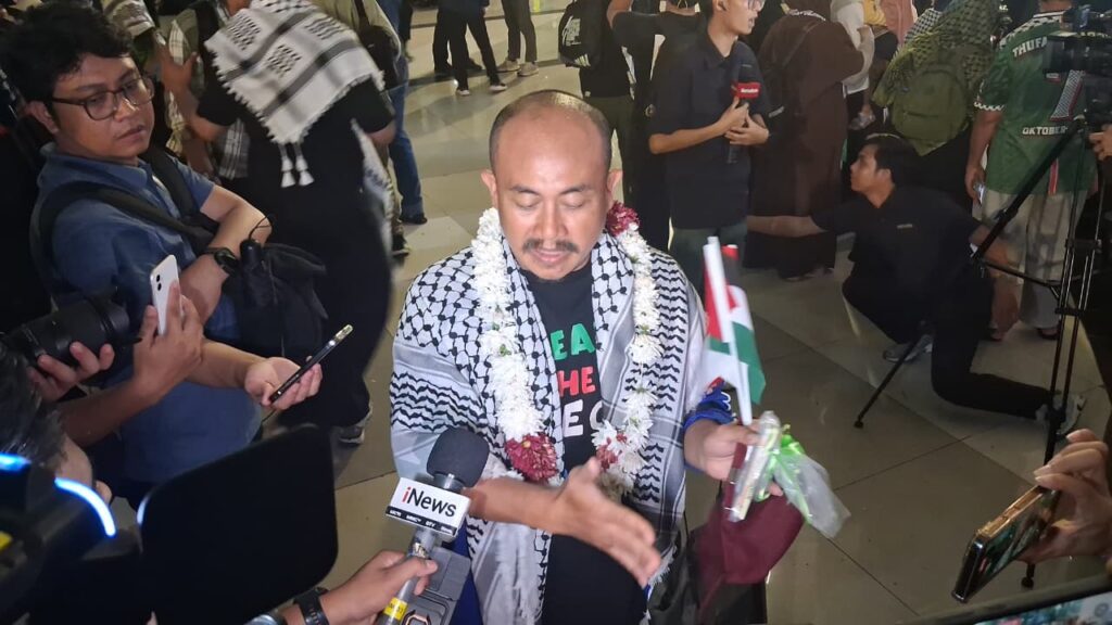 Ditendang hingga Dijemur, Cerita Jurnalis TV Ikut Ditahan Israel