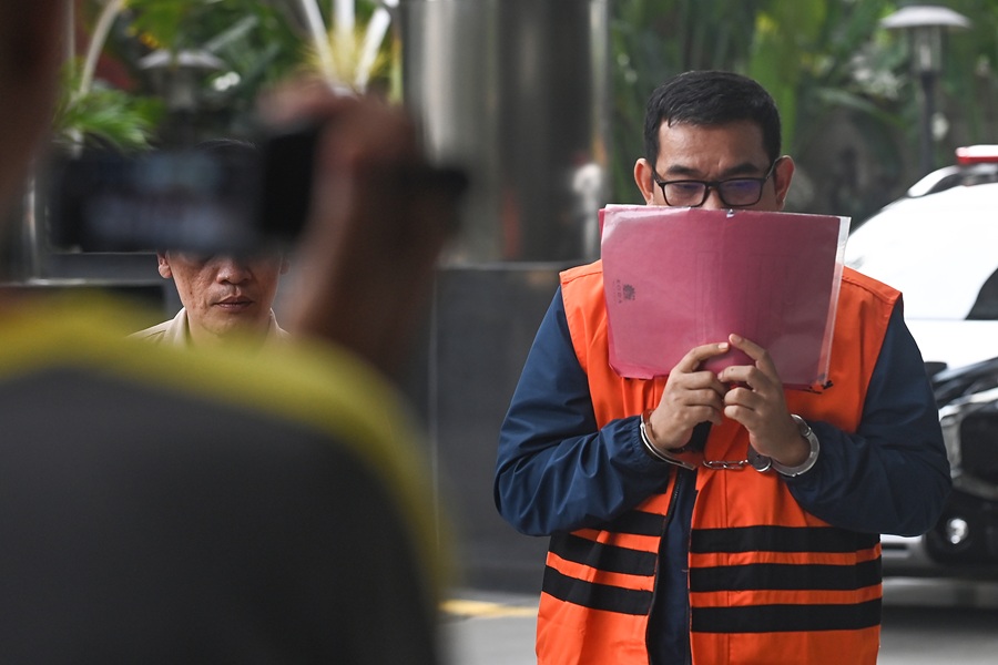 Amplop Kode 1 untuk Dirjen Bea Cukai Djaka Budi di Kasus Blueray
