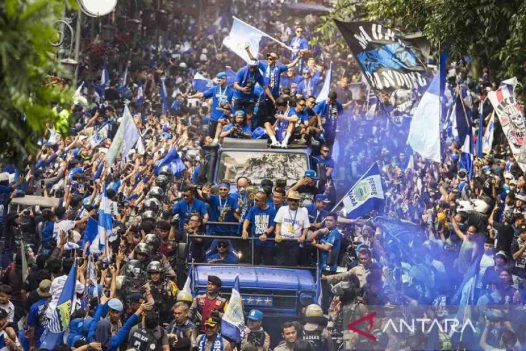 Persib Siapkan Konvoi Juara Lewati Titik Bersejarah Kota Bandung