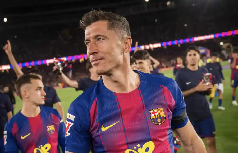 Robert Lewandowski Resmi Tinggalkan Barcelona Akhir Musim 2025/2026