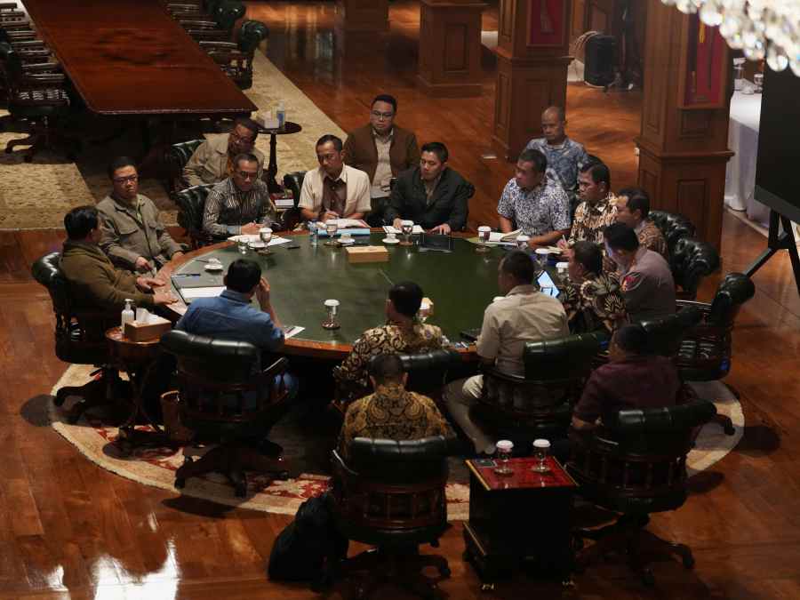 Ratas di Hambalang Sampai Malam, Prabowo Bahas Pendidikan hingga Stabilitas Keamanan