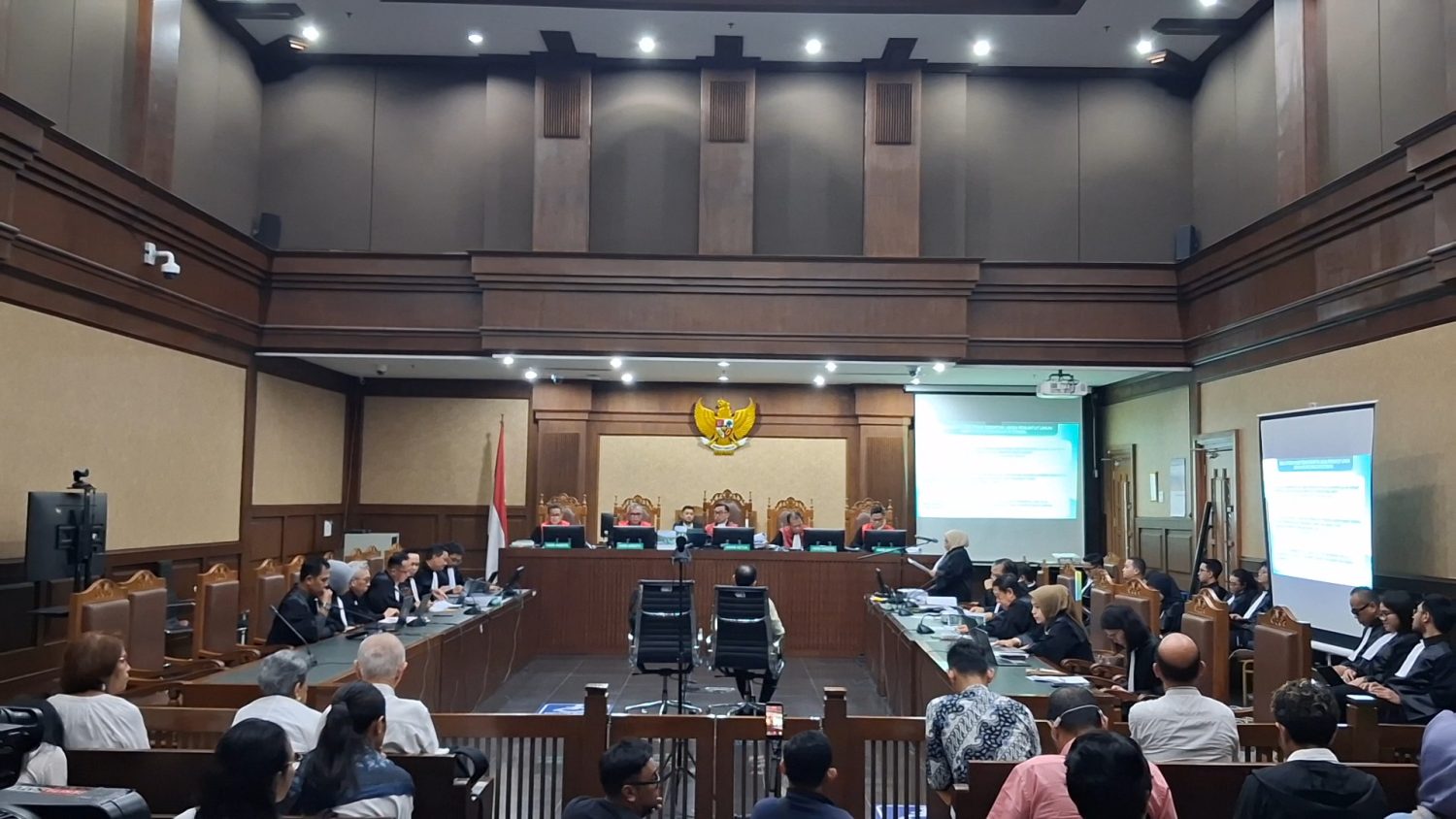 Nadiem Ungkap Pengadaan Laptop Chromebook Darurat saat Covid-19