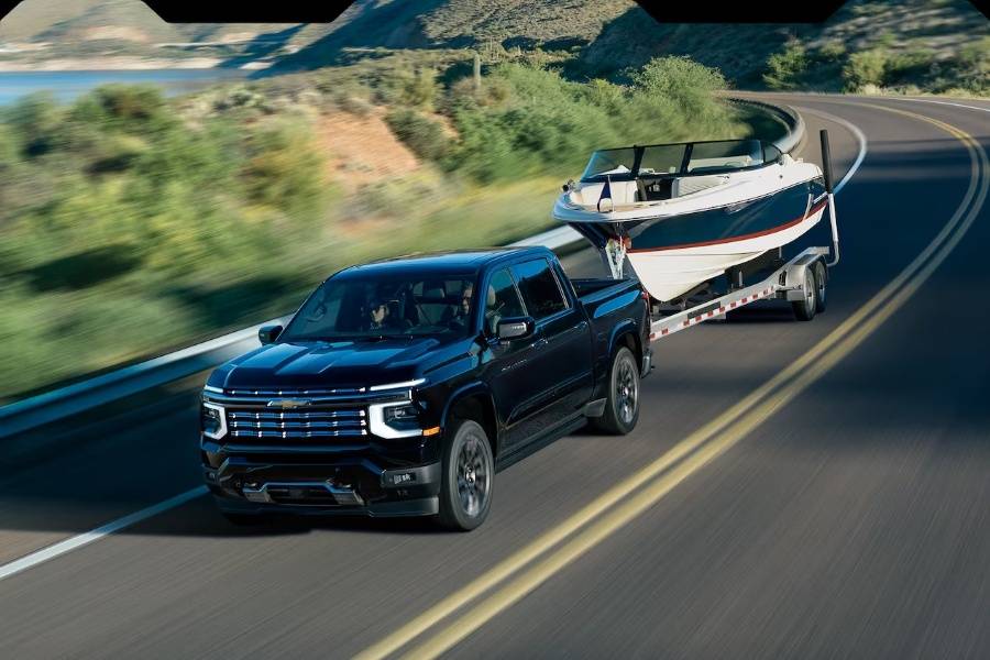 Chevrolet Hadirkan Generasi Terbaru Pickup Kekar Silverado