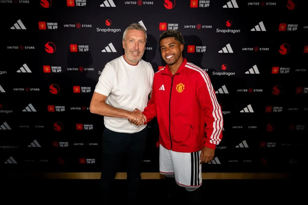 Andrey Santos Jadi Pembelian Perdana Manchester United