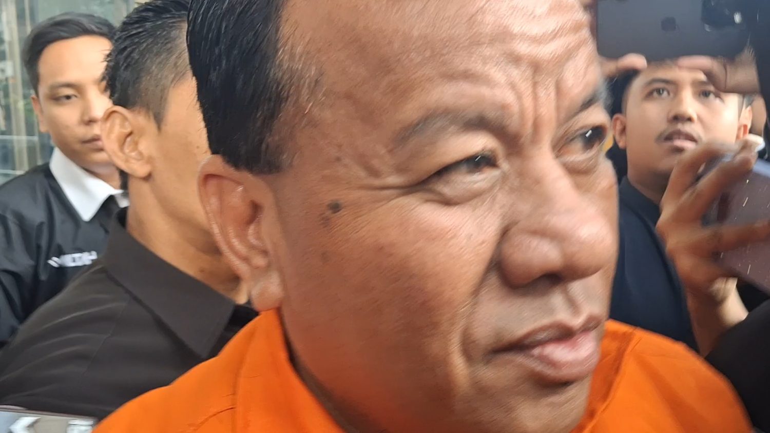 Bupati Kuansing Diduga Terima Suap Bersumber dari Penghasilan Petani Kecil