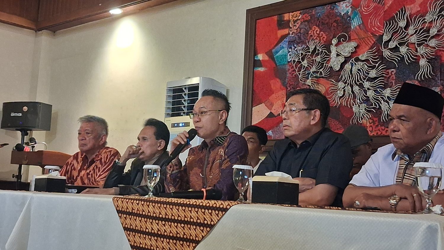Tim Hukum Jokowi Tegaskan Pokok Perkara Roy Suryo Tetap Lanjut