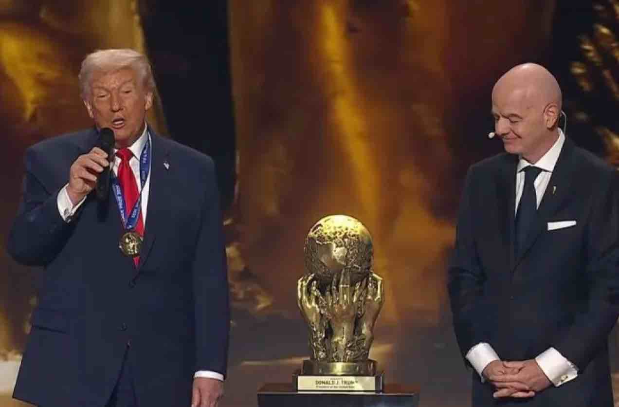 Trump Curi Panggung, Disoraki Penonton hingga Ikut Selebrasi Spanyol