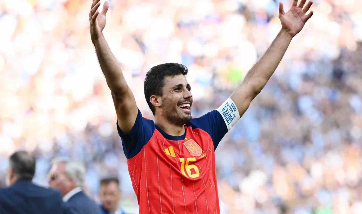 Rodri Masuk Daftar Tujuh Pemain Terhebat Sepanjang Sejarah