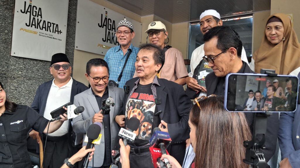 Laporkan Rismon dan Lechumanan, Roy Suryo: Sekali Tepuk Dua Lalat Tertangkap