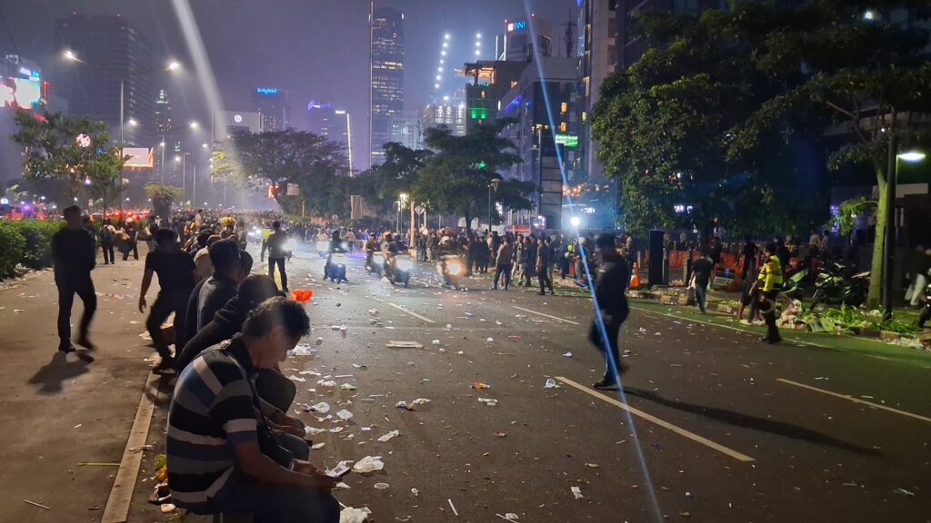 Massa Aksi Demo Bubar, Polisi Buka Kembali Arus Lalu Lintas