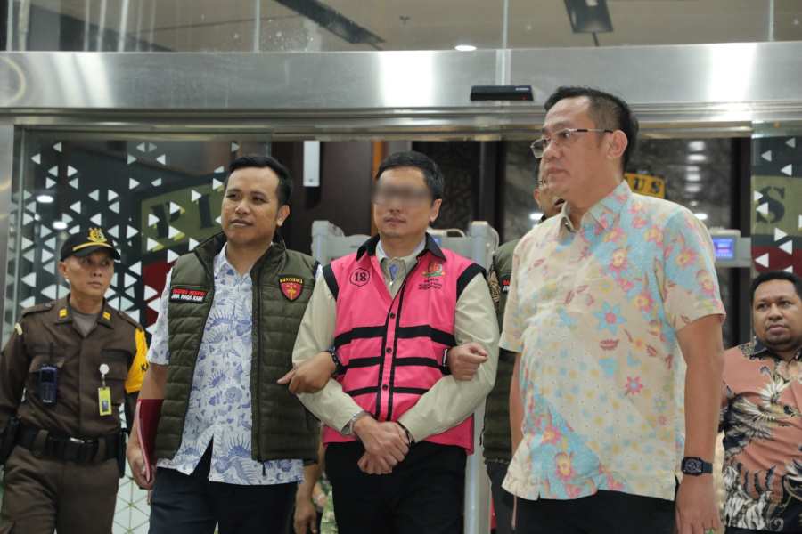 Penyidik Kejagung Tetapkan Bos Pemenang Tender Motor Listrik Tersangka Korupsi MBG