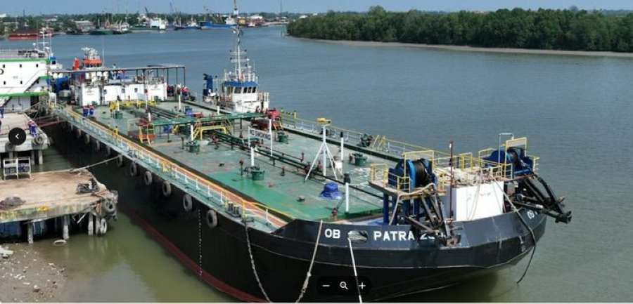Pertamina Trans Kontinental Manfaatkan Panel Surya di Kapal OB Patra 2303