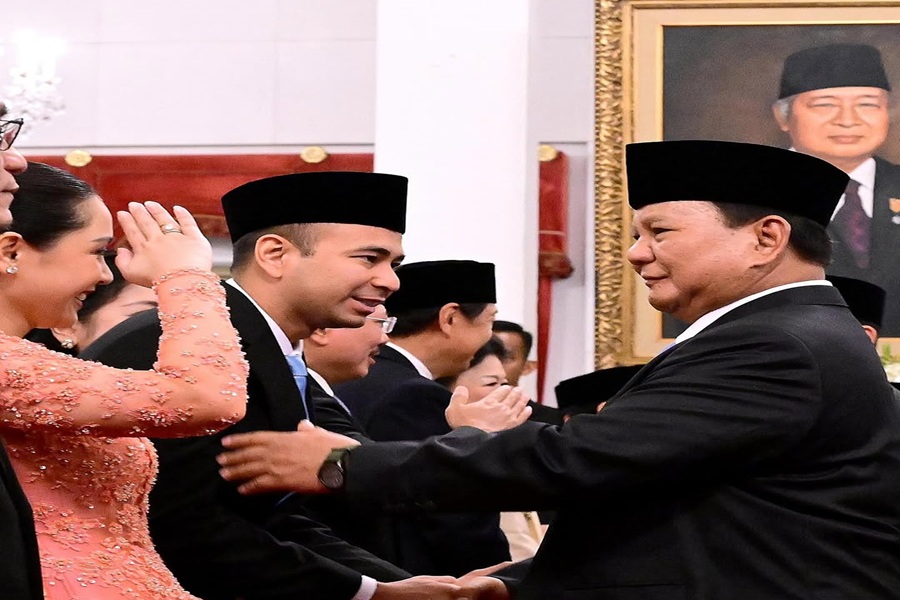 Berawal dari Titip iPhone 17, Raffi Ahmad Kini Terseret di Kasus Suap Blueray Cargo