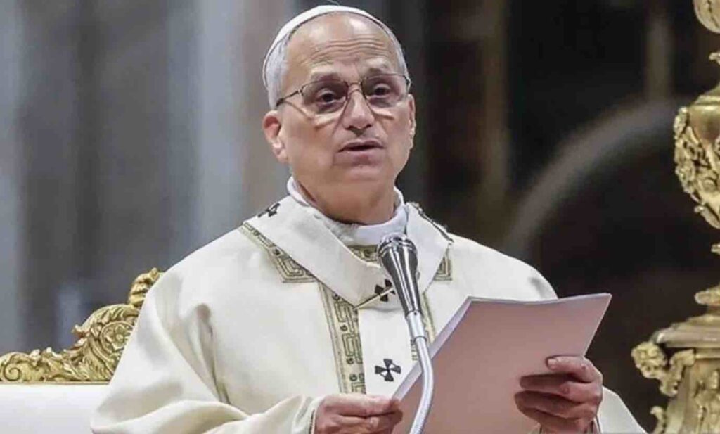 Paus Leo XIV: Tak Bisa Mengoper Bola, Belum Paham Arti Hidup