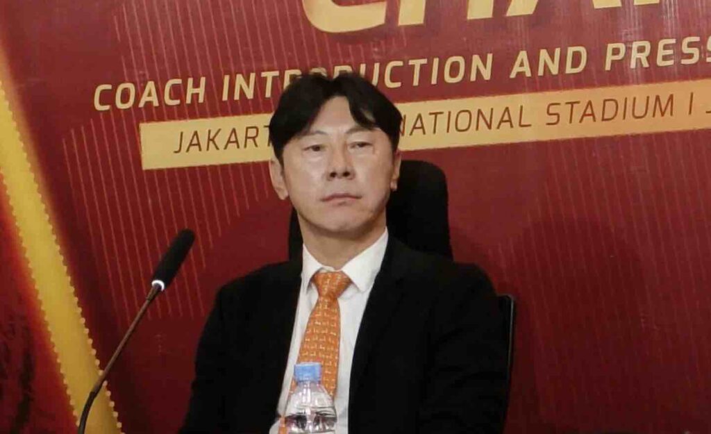 Shin Tae-yong ke Jakmania: Percayalah, Kami Akan Bertarung Mati-matian