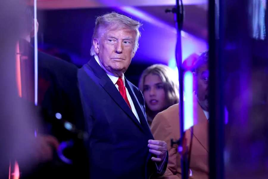 Presiden Trump Nonton Langsung Final NBA Knicks Vs Spurs, Bikin Gak Nyaman!